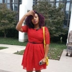 Meet your Posher, Christine